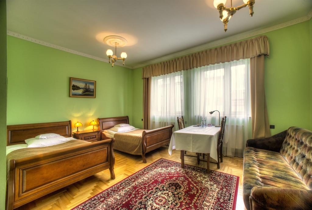 Hotel Jagiellonski Sanok Zimmer foto